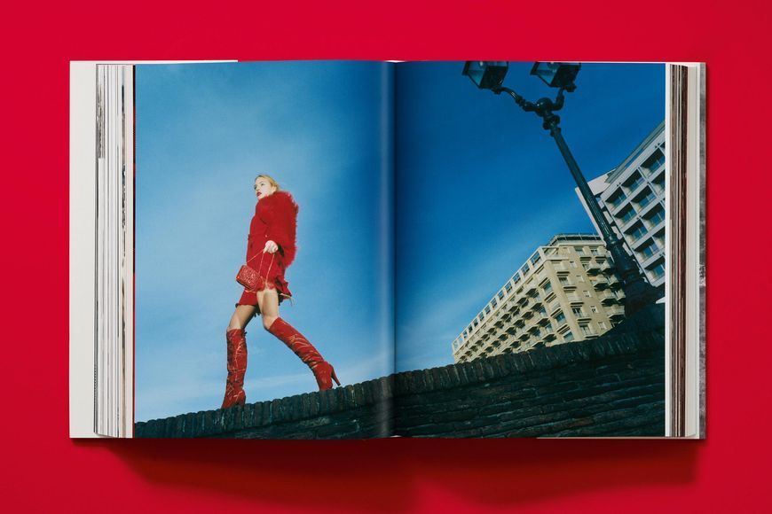 Valentino. A Grand Italian Epic 9783754400692 фото