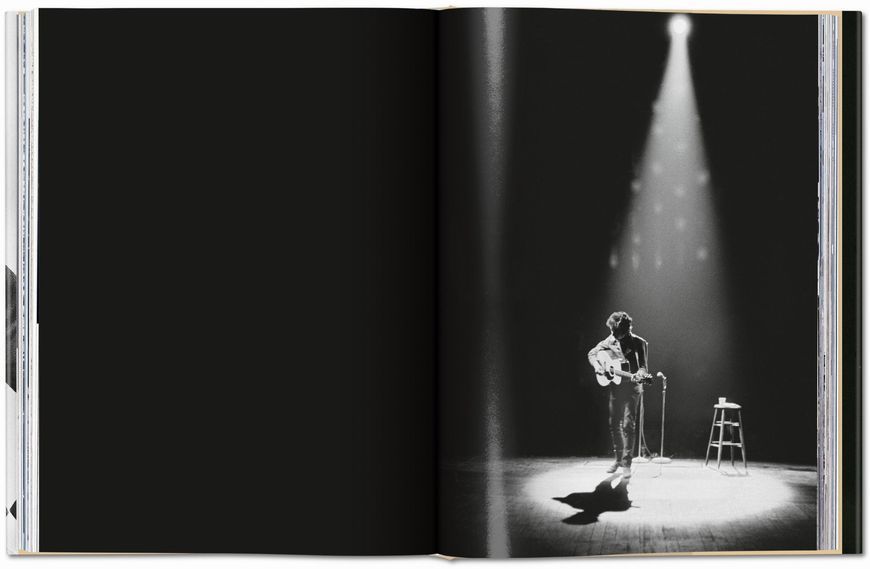 Daniel Kramer. Bob Dylan. A Year and a Day 9783836571005 фото